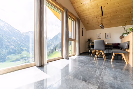 Speisezimmer mit RIEDER Fenster