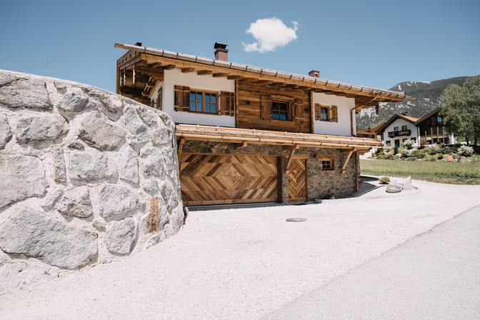 Doppelhaus Steinberg am Rofan im Vollholzdesign